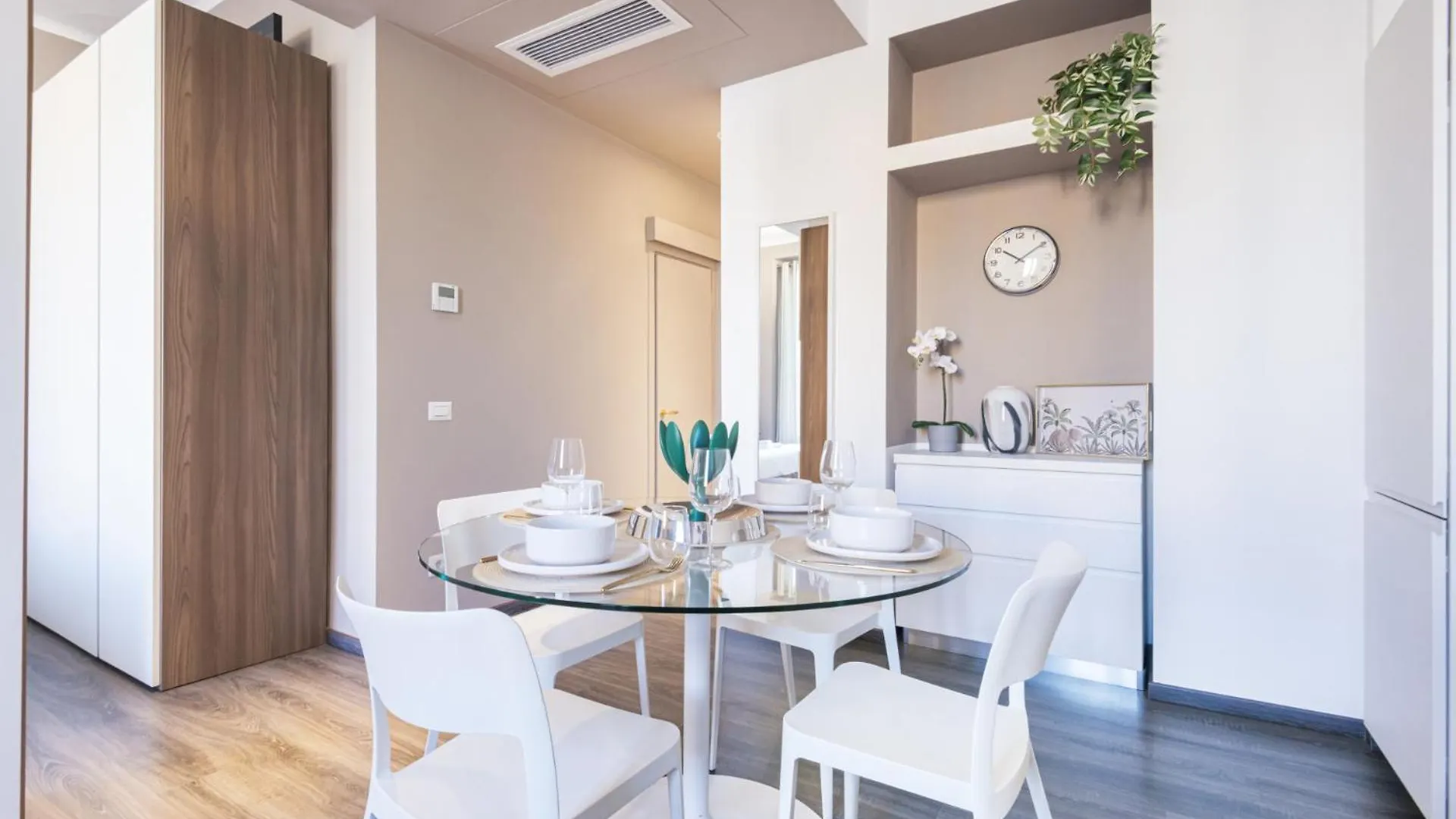 Easylife - Accogliente Casa Vicino A St. Centrale Milano 0*,  Italien